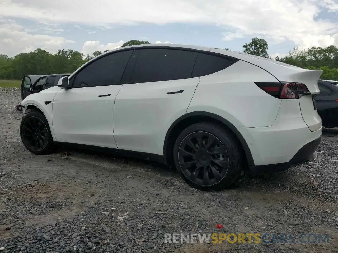 2 Photograph of a damaged car 7SAYGDEE8NF368061 TESLA MODEL Y 2022