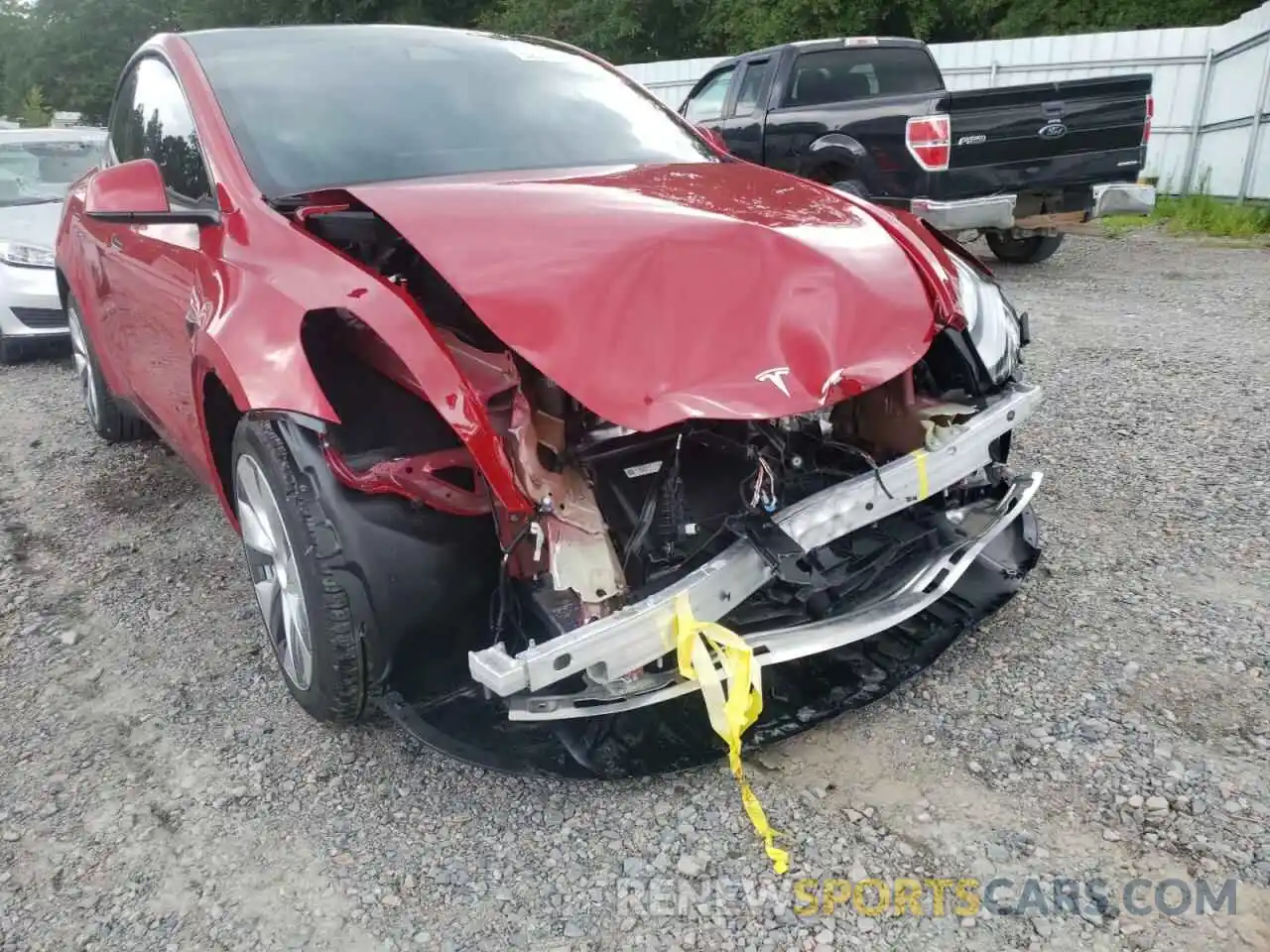 9 Photograph of a damaged car 7SAYGDEE8NF436178 TESLA MODEL Y 2022