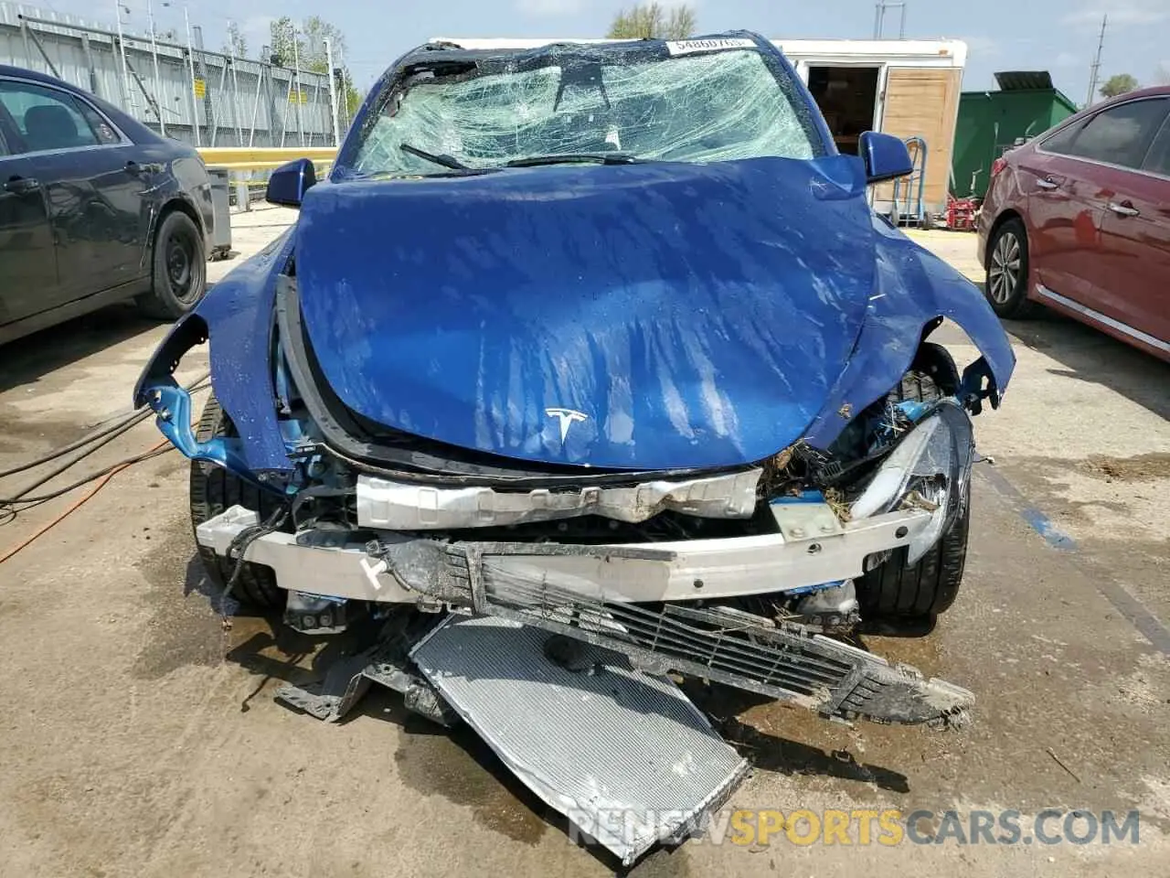 5 Photograph of a damaged car 7SAYGDEE8NF447410 TESLA MODEL Y 2022