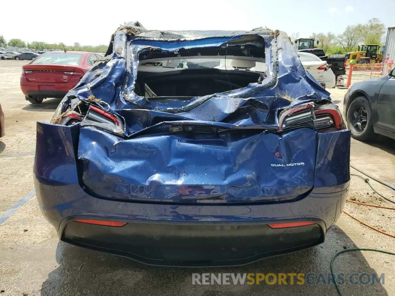 6 Photograph of a damaged car 7SAYGDEE8NF447410 TESLA MODEL Y 2022