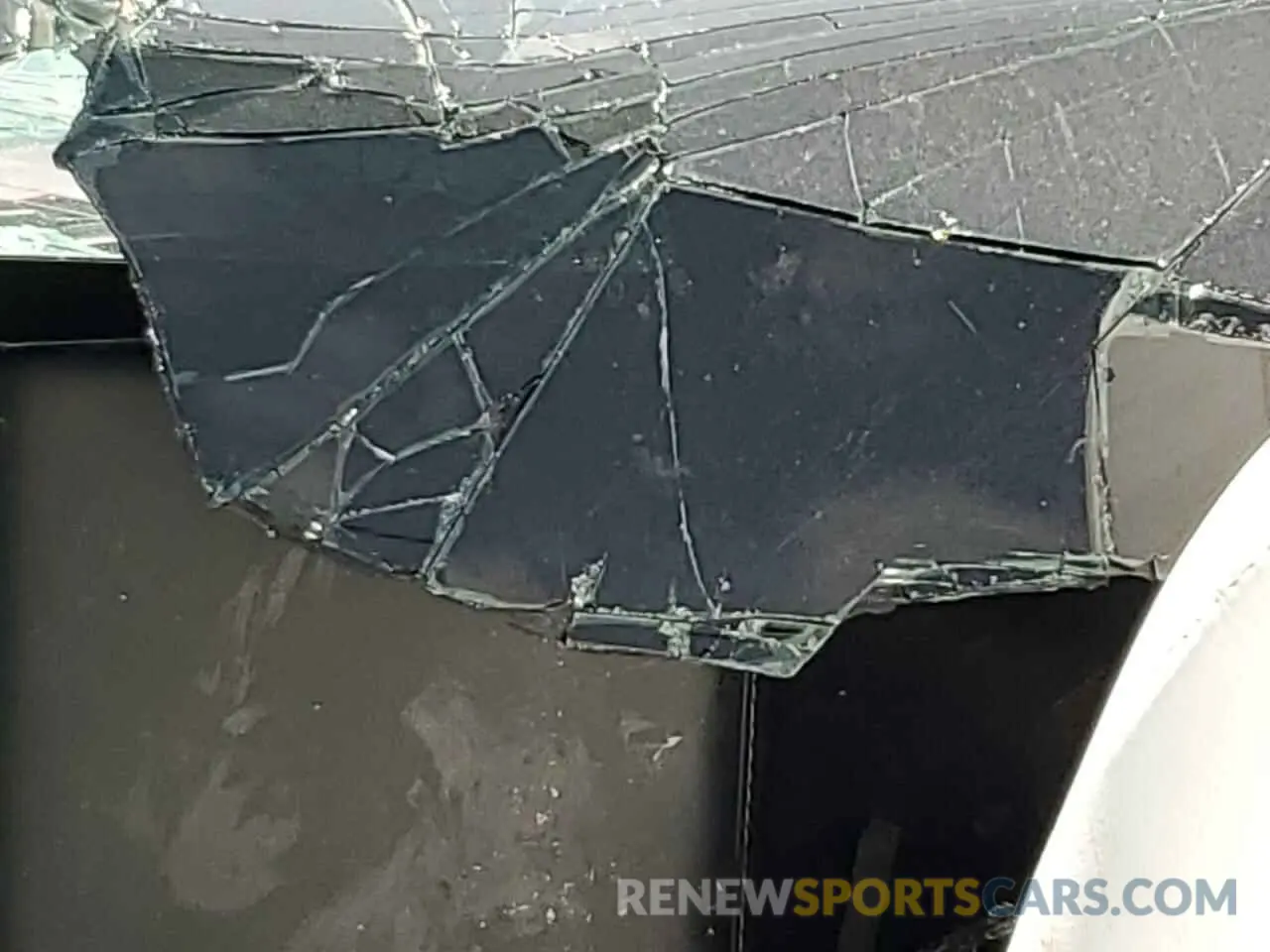 9 Photograph of a damaged car 7SAYGDEE8NF447410 TESLA MODEL Y 2022