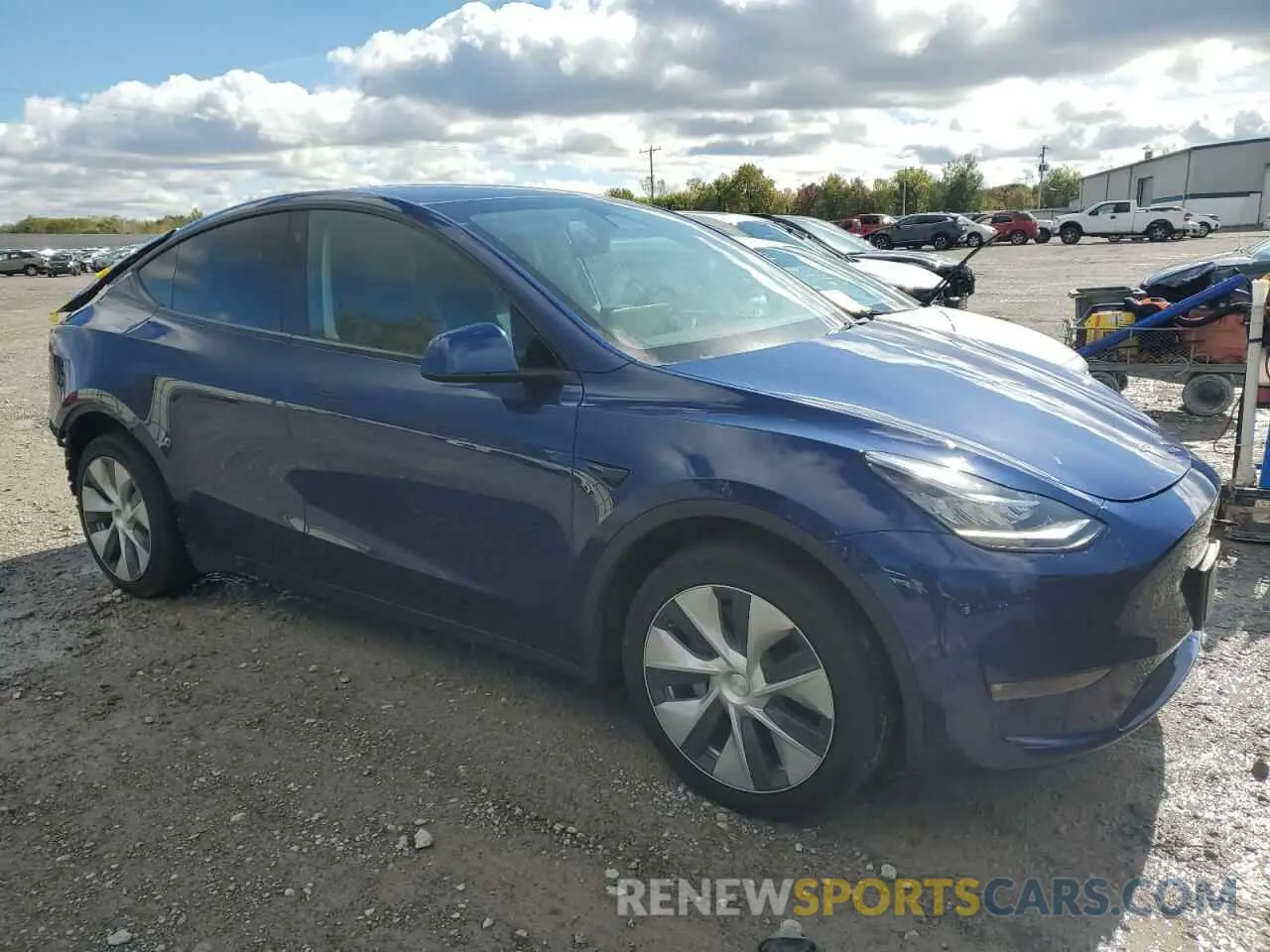 4 Photograph of a damaged car 7SAYGDEE8NF463185 TESLA MODEL Y 2022