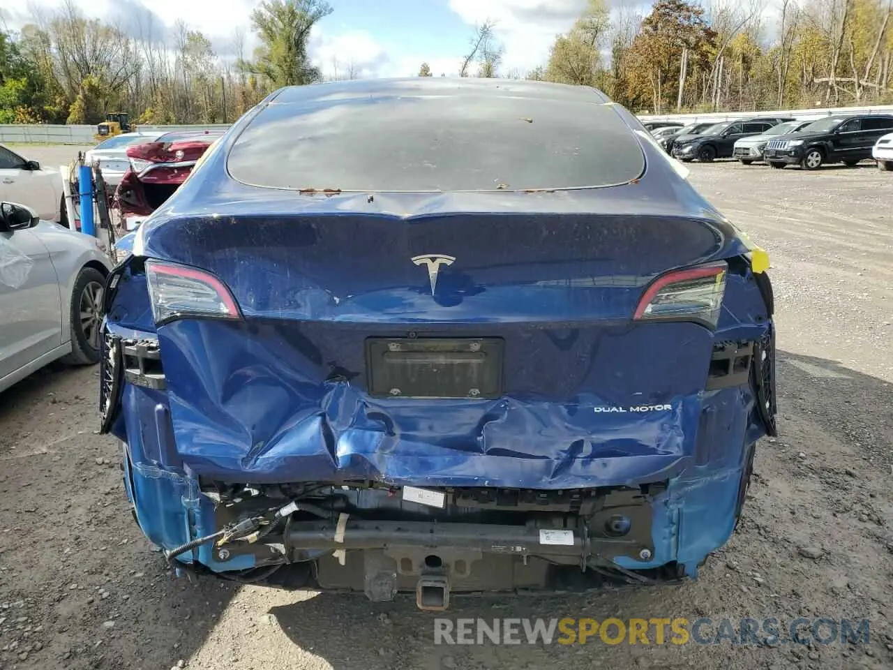 6 Photograph of a damaged car 7SAYGDEE8NF463185 TESLA MODEL Y 2022