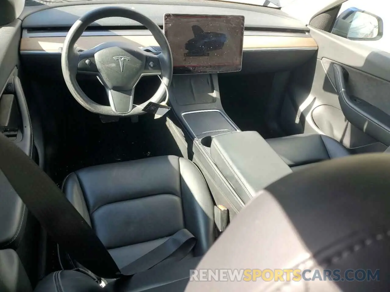 8 Photograph of a damaged car 7SAYGDEE8NF463185 TESLA MODEL Y 2022