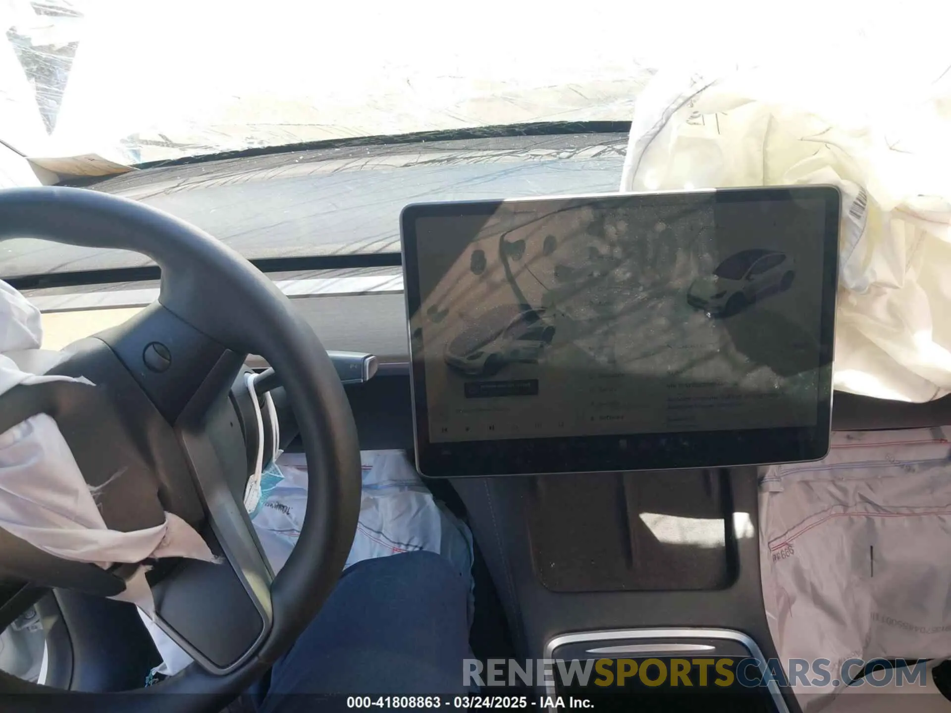 15 Photograph of a damaged car 7SAYGDEE8NF480939 TESLA MODEL Y 2022