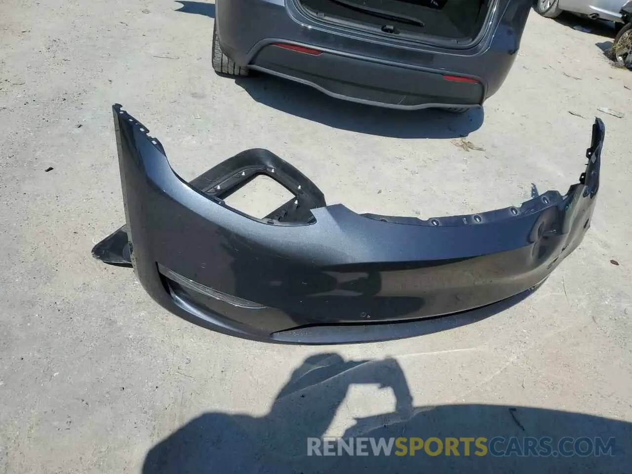 12 Photograph of a damaged car 7SAYGDEE8NF481007 TESLA MODEL Y 2022