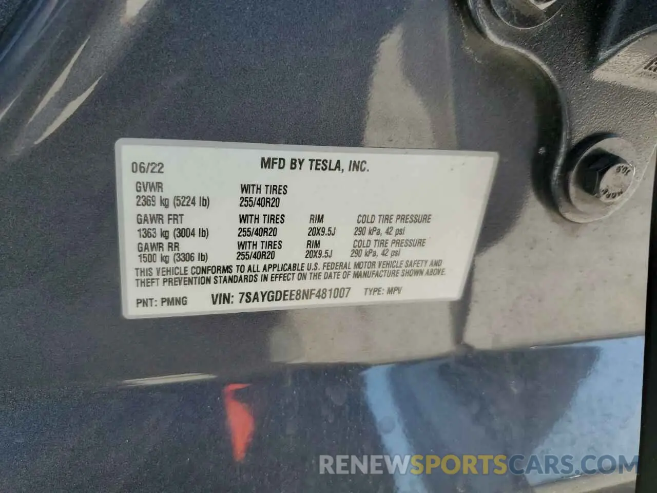 13 Photograph of a damaged car 7SAYGDEE8NF481007 TESLA MODEL Y 2022