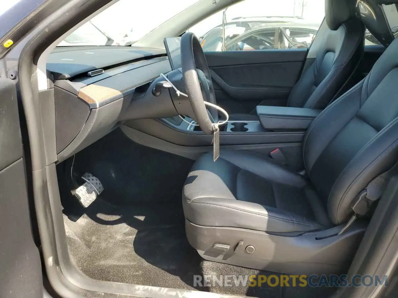 7 Photograph of a damaged car 7SAYGDEE8NF481007 TESLA MODEL Y 2022