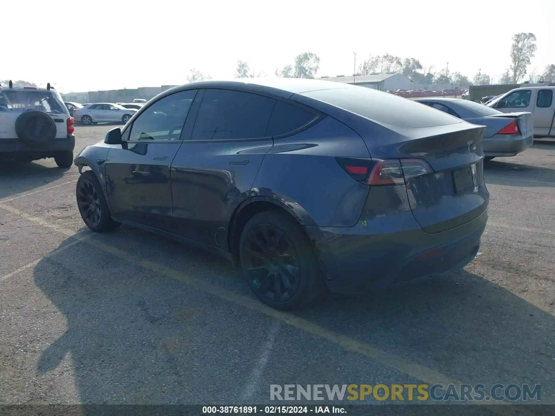 3 Photograph of a damaged car 7SAYGDEE8NF481380 TESLA MODEL Y 2022