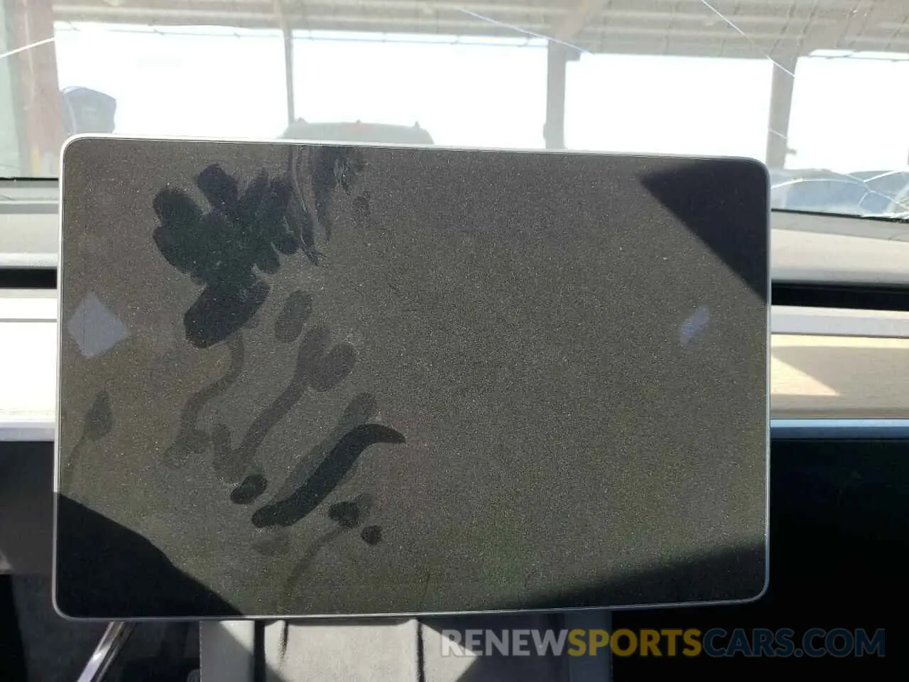 9 Photograph of a damaged car 7SAYGDEE8NF481444 TESLA MODEL Y 2022
