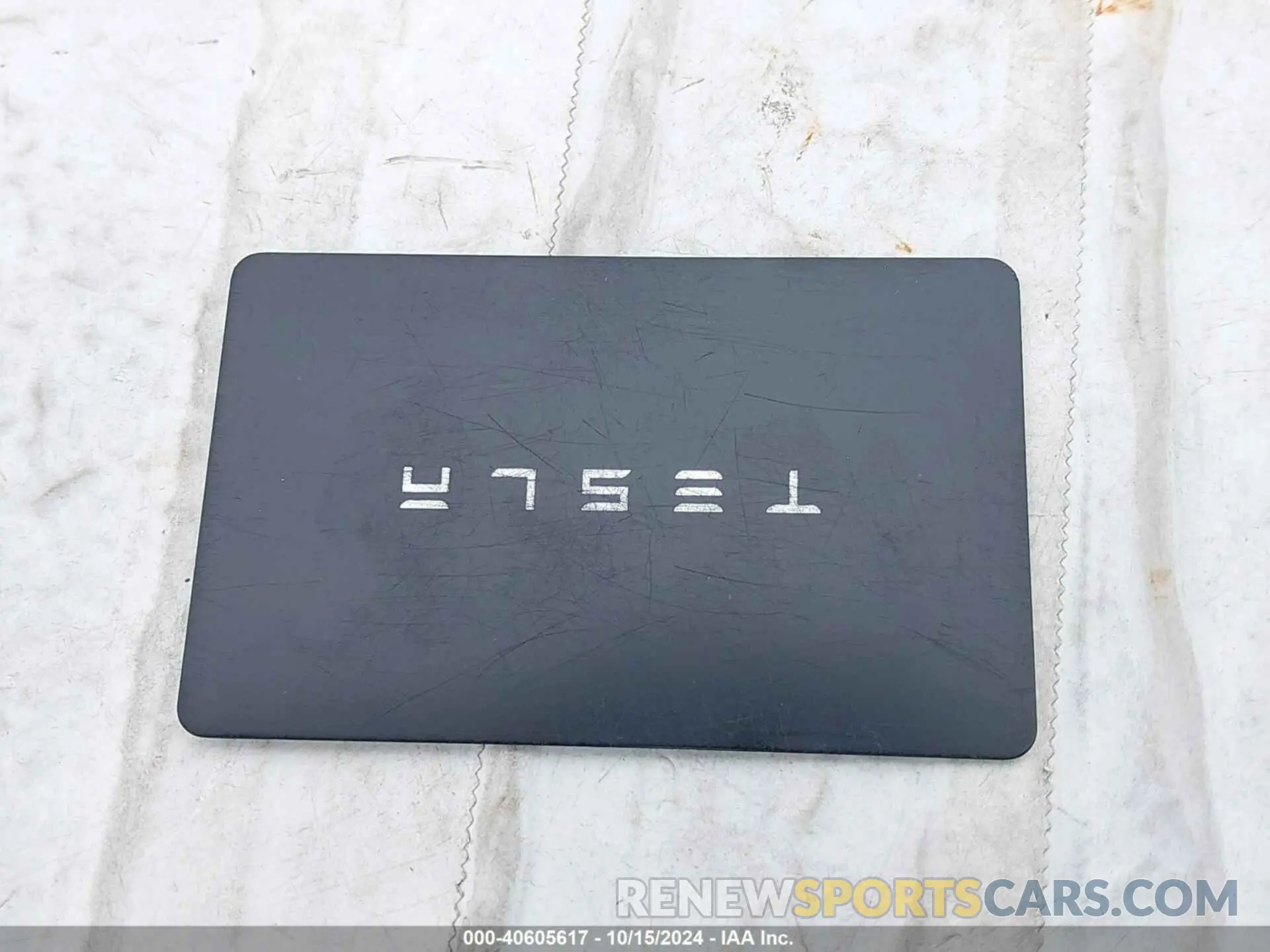 11 Photograph of a damaged car 7SAYGDEE8NF513339 TESLA MODEL Y 2022