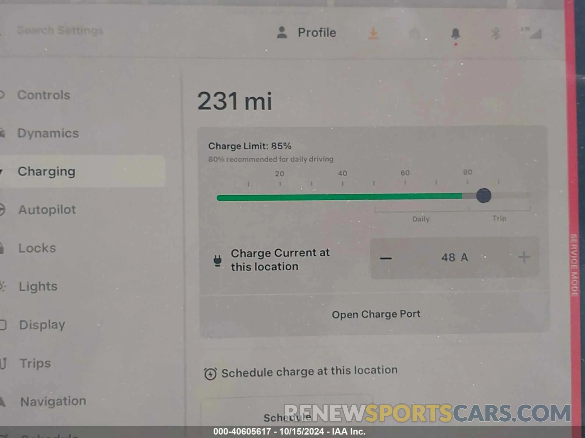 18 Photograph of a damaged car 7SAYGDEE8NF513339 TESLA MODEL Y 2022