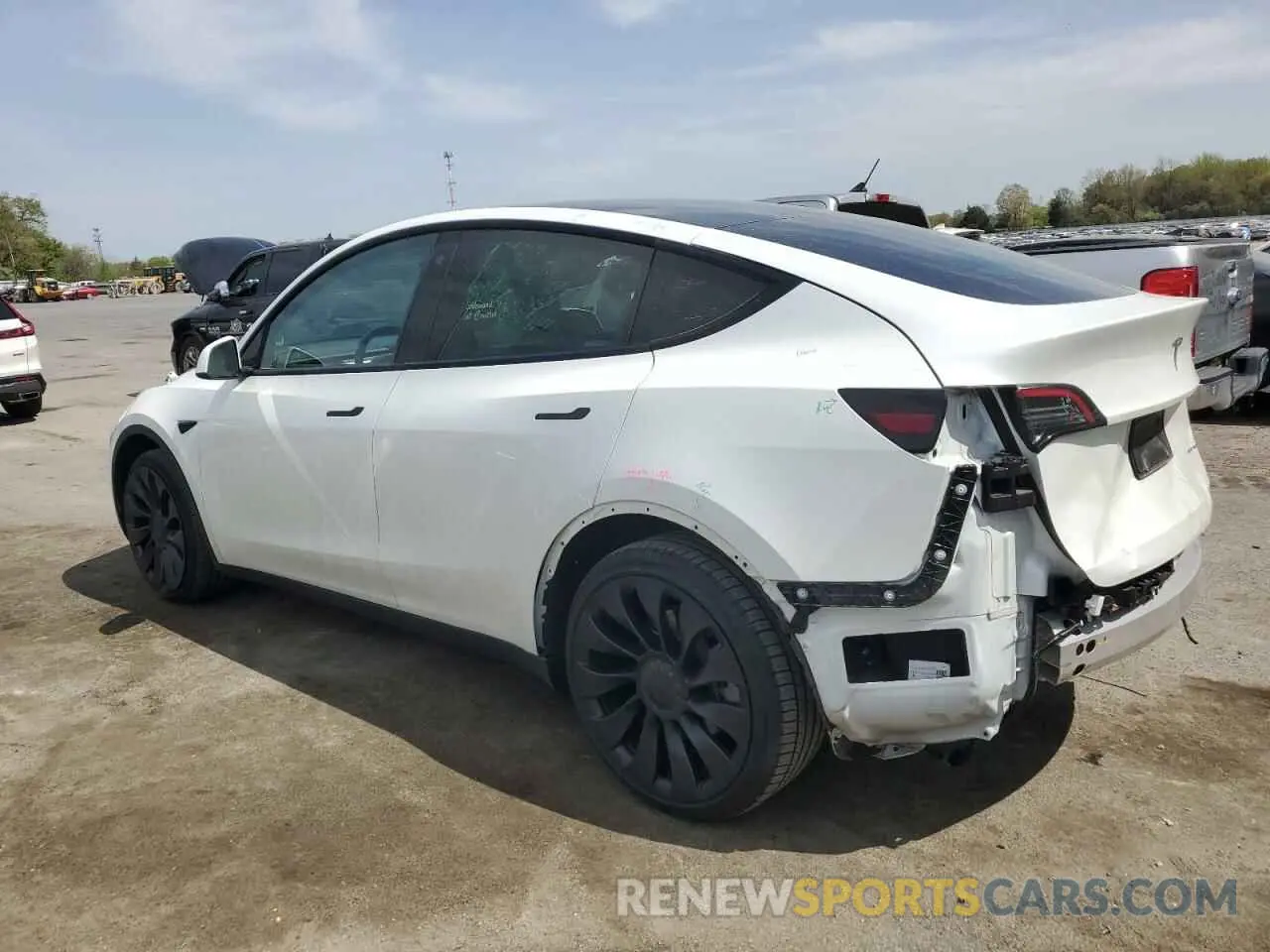 2 Photograph of a damaged car 7SAYGDEE8NF524454 TESLA MODEL Y 2022