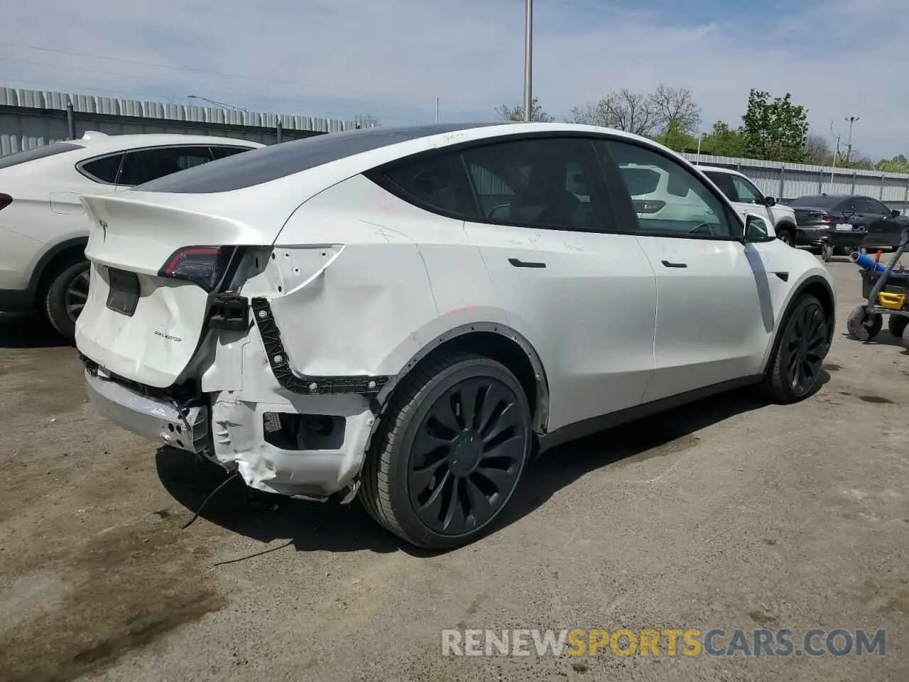 3 Photograph of a damaged car 7SAYGDEE8NF524454 TESLA MODEL Y 2022