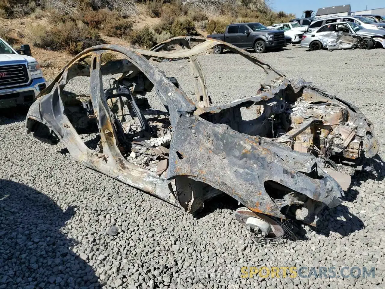 4 Photograph of a damaged car 7SAYGDEE8NF549063 TESLA MODEL Y 2022