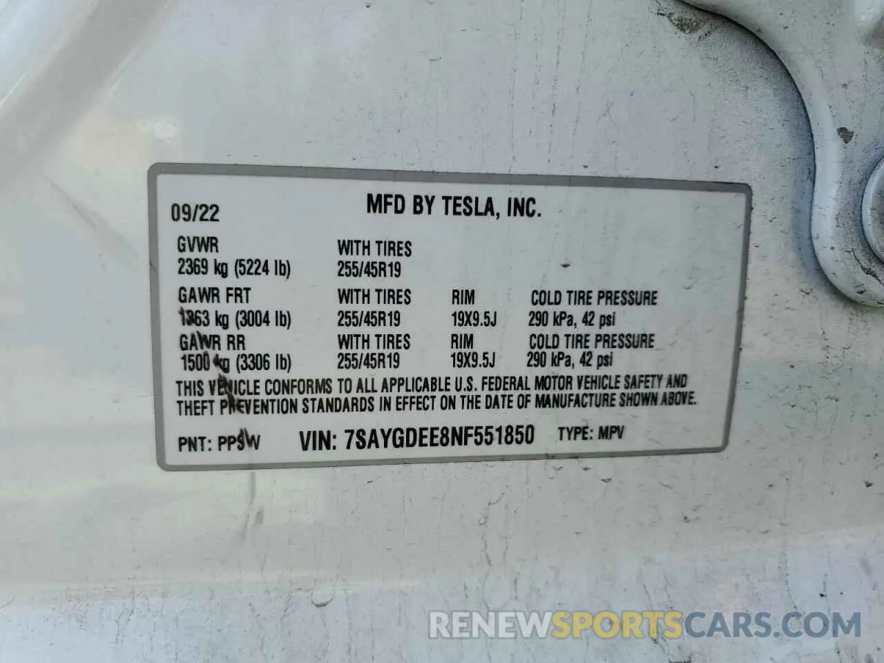 16 Photograph of a damaged car 7SAYGDEE8NF551850 TESLA MODEL Y 2022