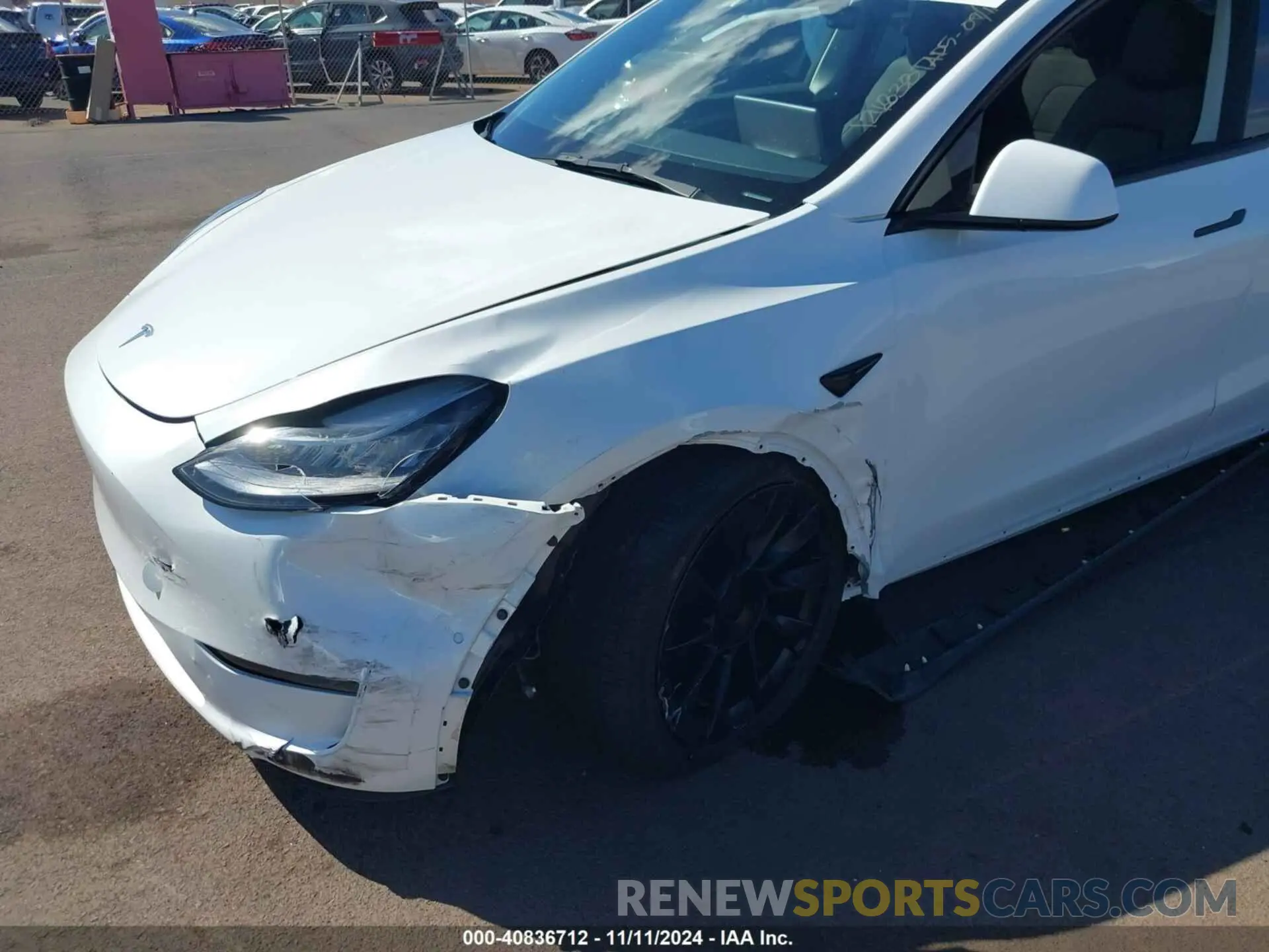6 Photograph of a damaged car 7SAYGDEE8NF573282 TESLA MODEL Y 2022