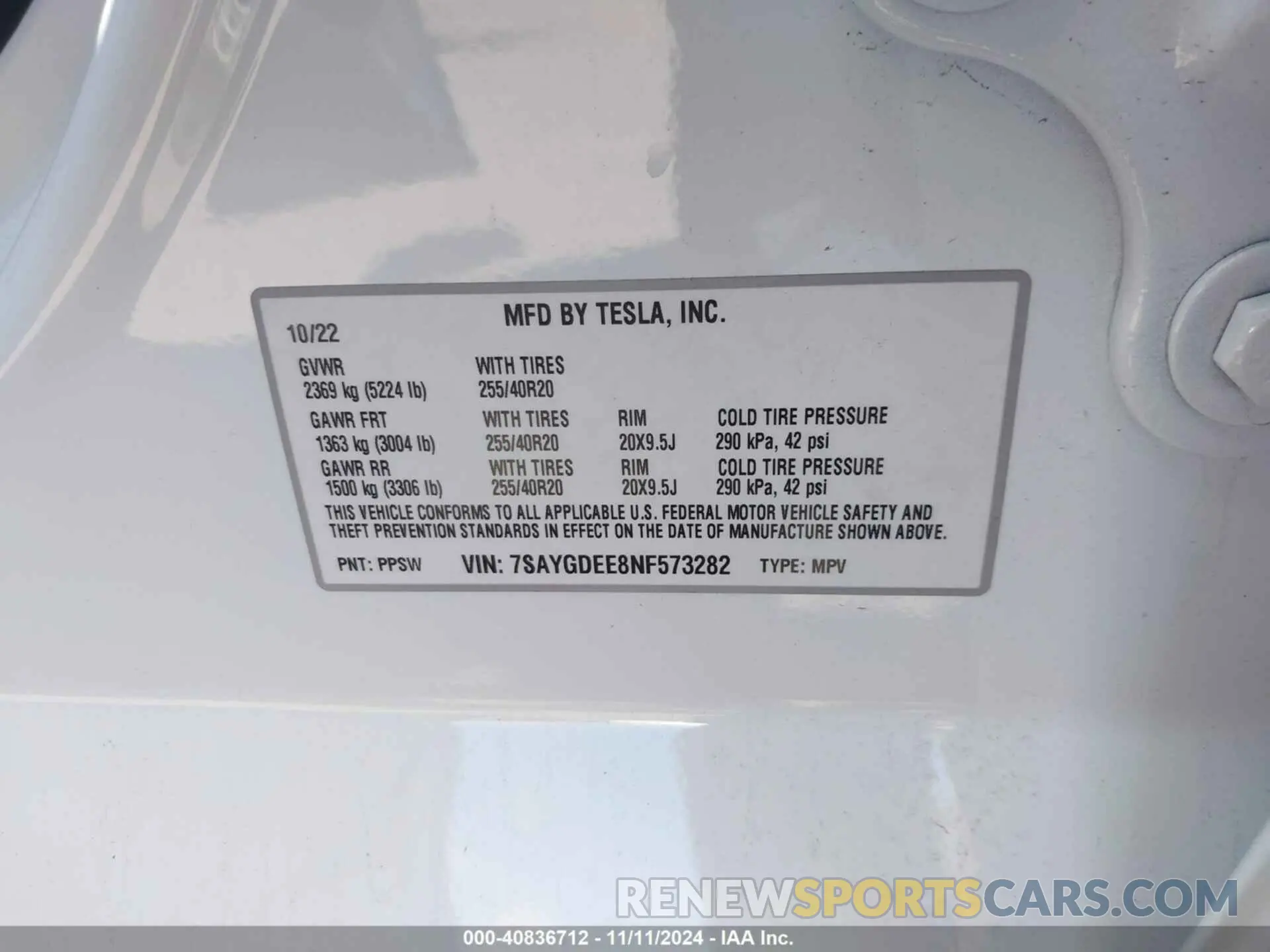 9 Photograph of a damaged car 7SAYGDEE8NF573282 TESLA MODEL Y 2022