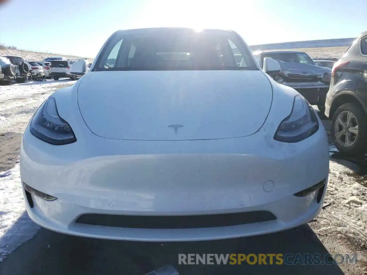 5 Photograph of a damaged car 7SAYGDEE9NA010187 TESLA MODEL Y 2022