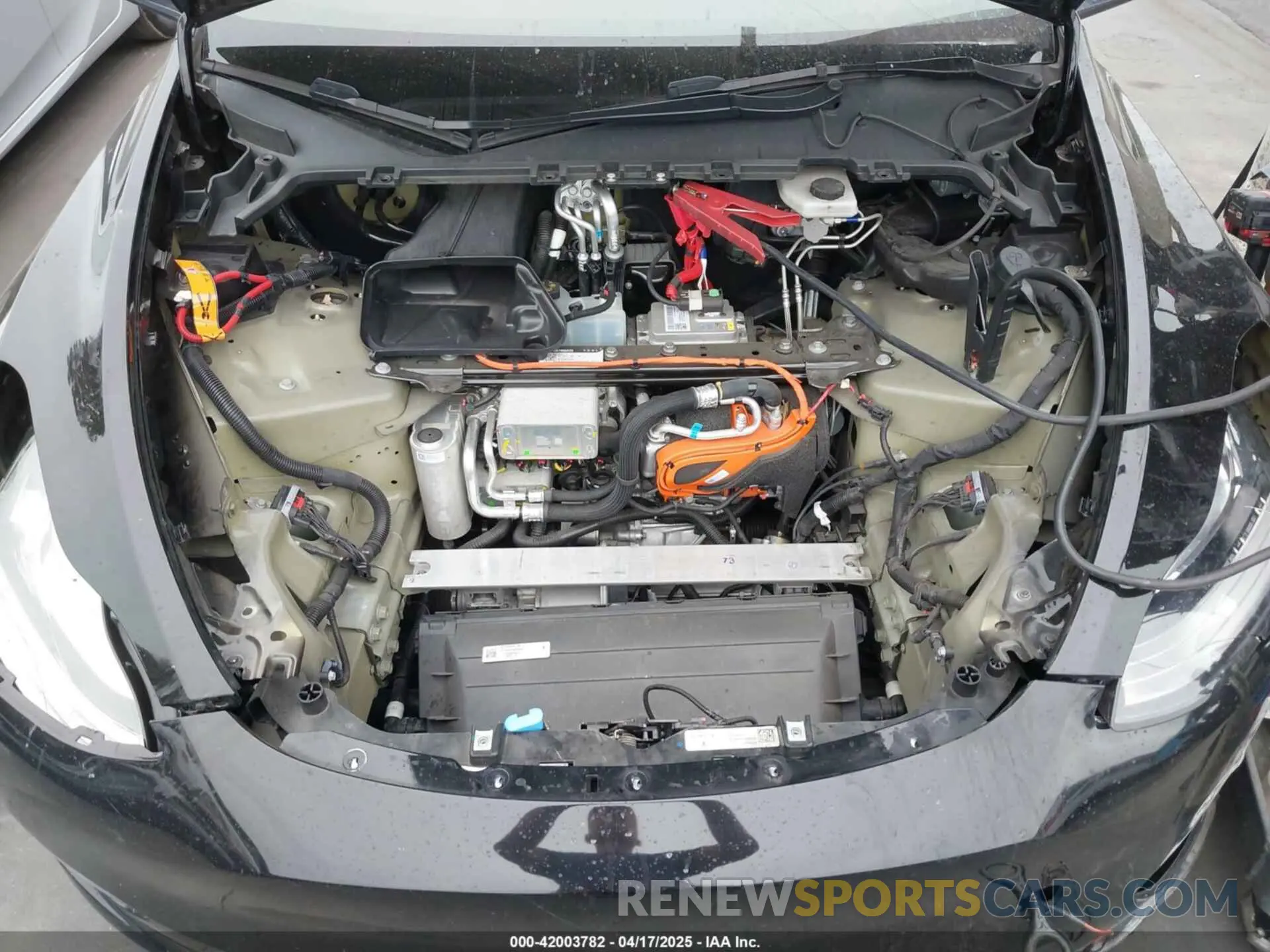 10 Photograph of a damaged car 7SAYGDEE9NA022842 TESLA MODEL Y 2022