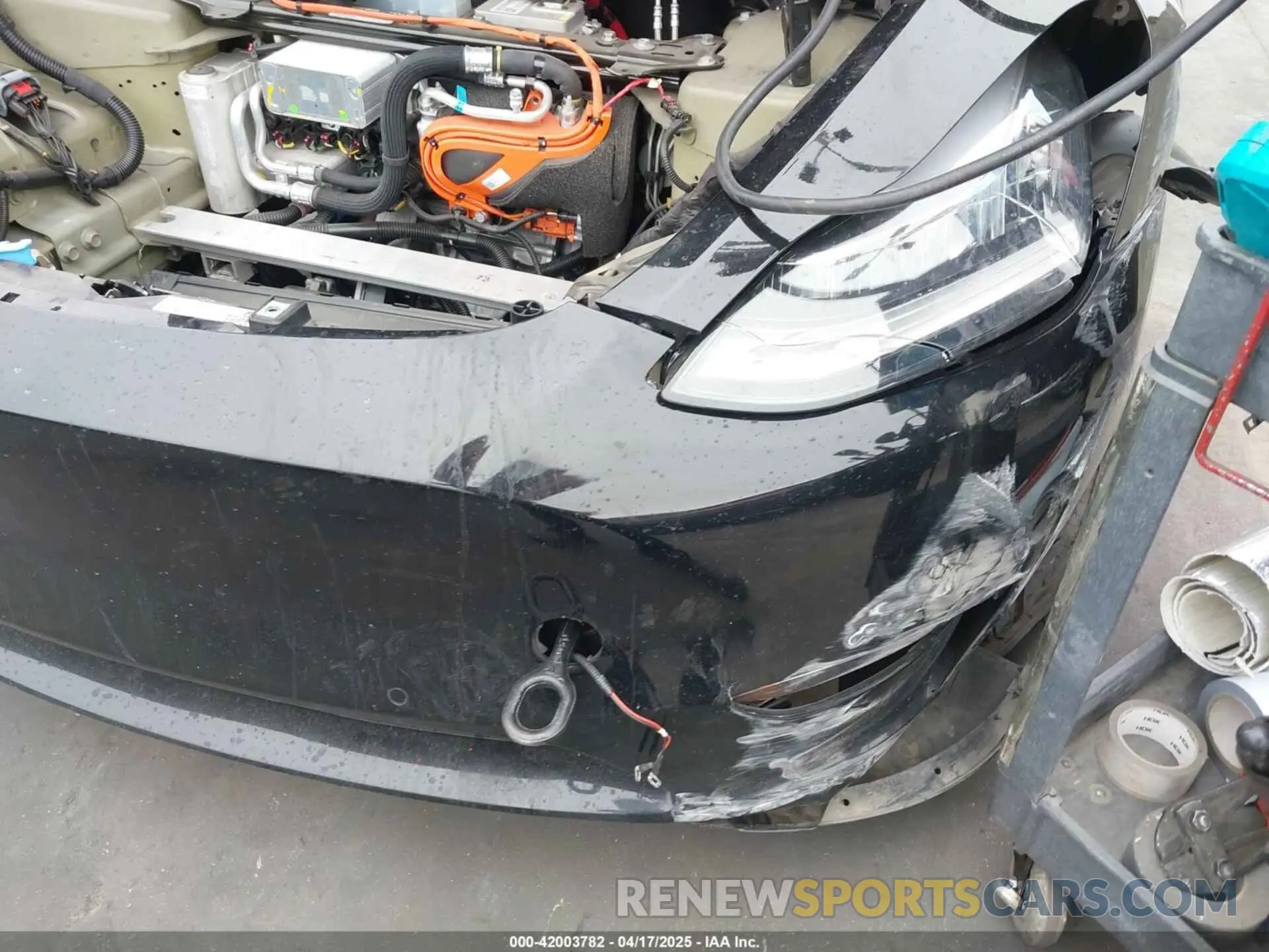 12 Photograph of a damaged car 7SAYGDEE9NA022842 TESLA MODEL Y 2022