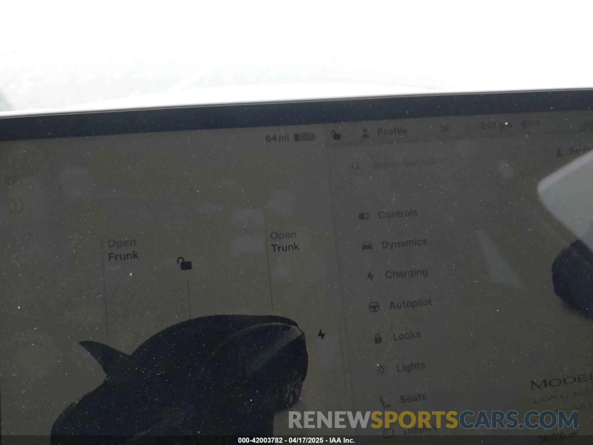 18 Photograph of a damaged car 7SAYGDEE9NA022842 TESLA MODEL Y 2022