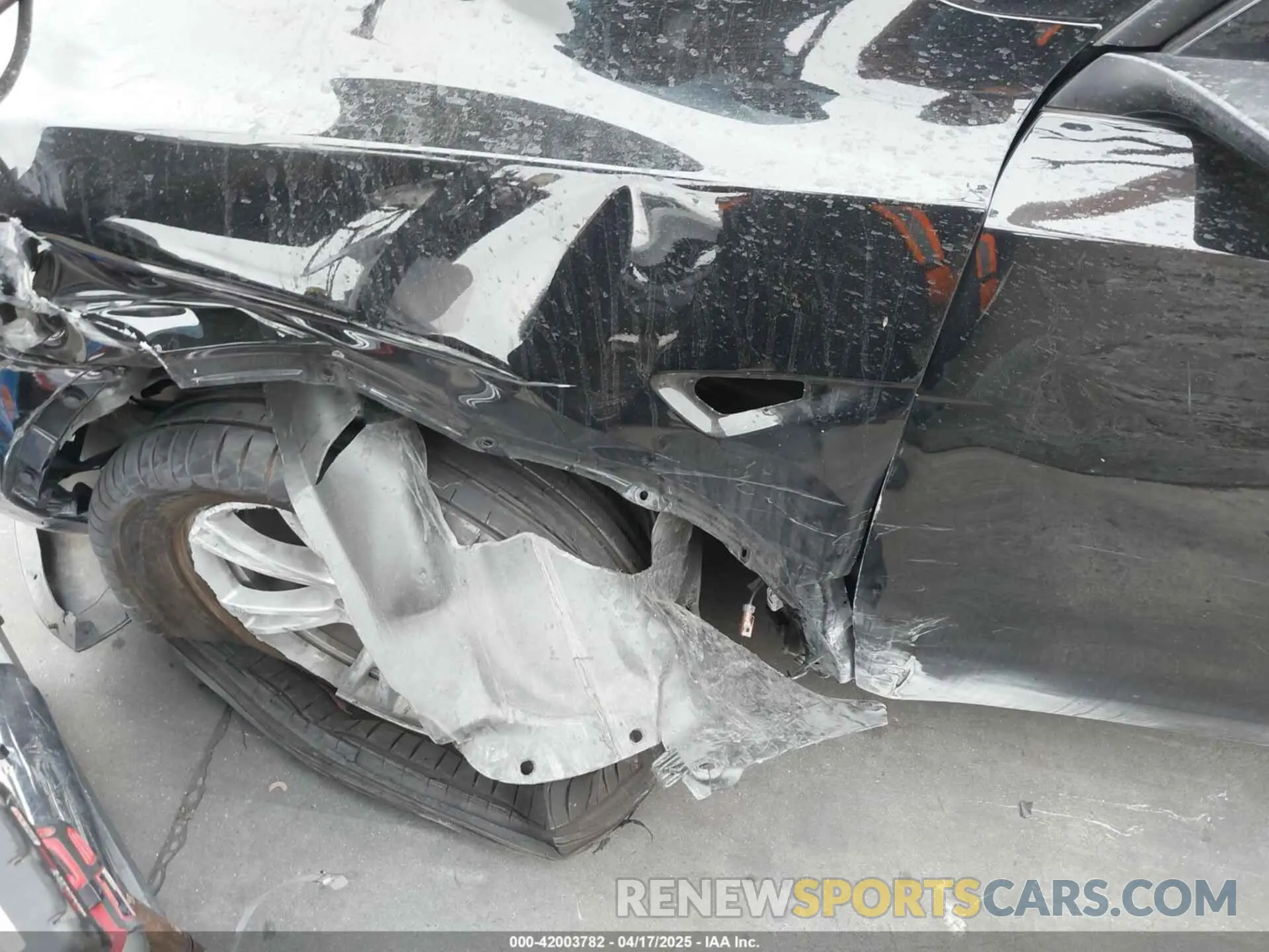 6 Photograph of a damaged car 7SAYGDEE9NA022842 TESLA MODEL Y 2022