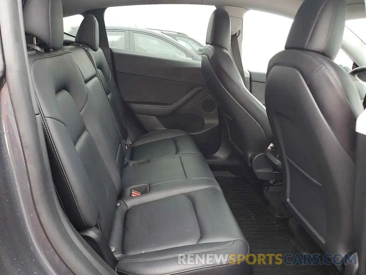 11 Photograph of a damaged car 7SAYGDEE9NF314154 TESLA MODEL Y 2022