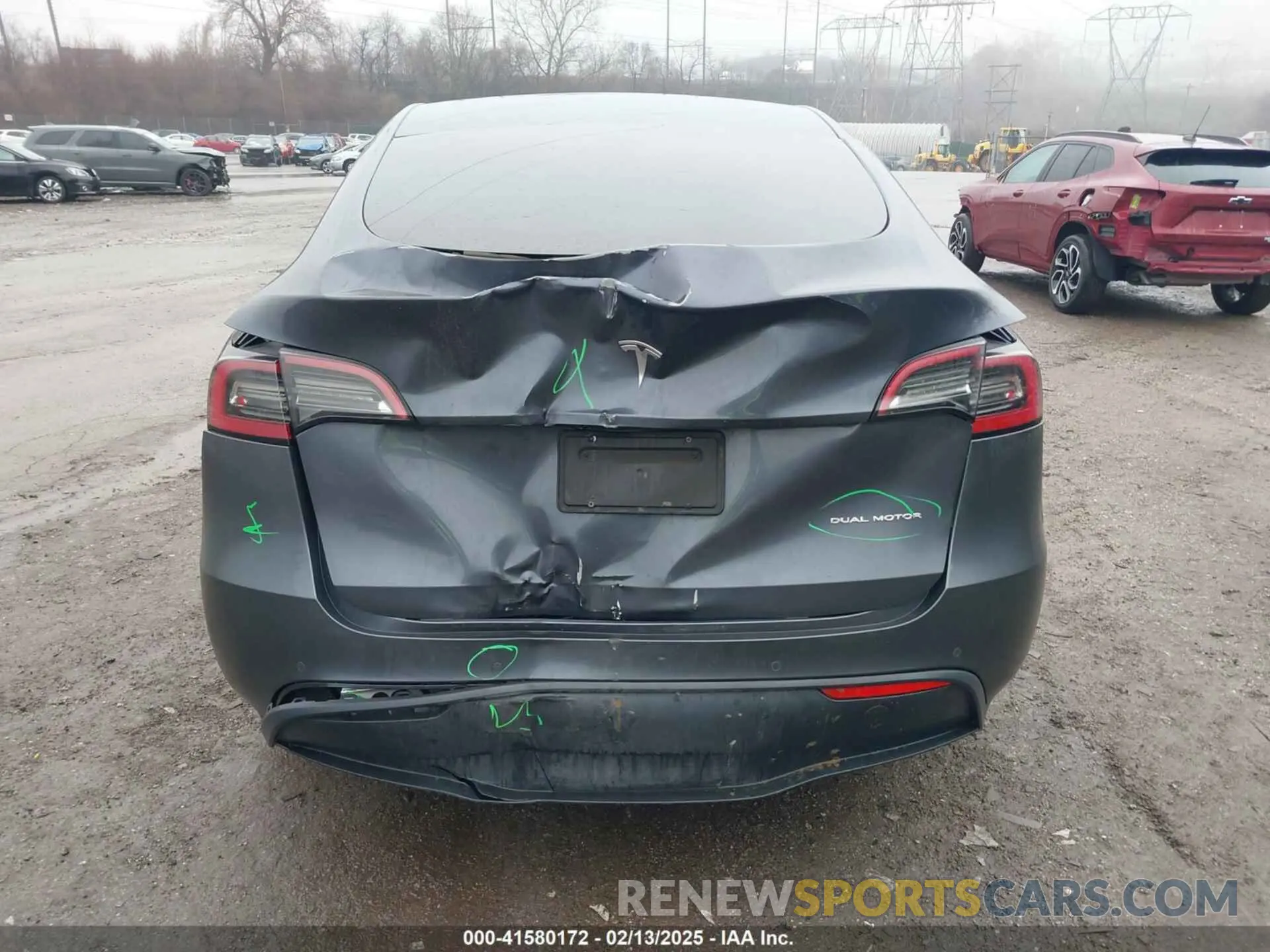 16 Photograph of a damaged car 7SAYGDEE9NF331410 TESLA MODEL Y 2022