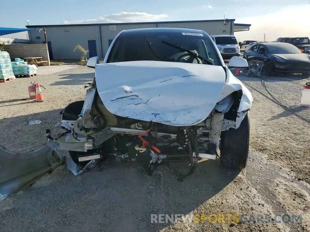 5 Photograph of a damaged car 7SAYGDEE9NF331729 TESLA MODEL Y 2022