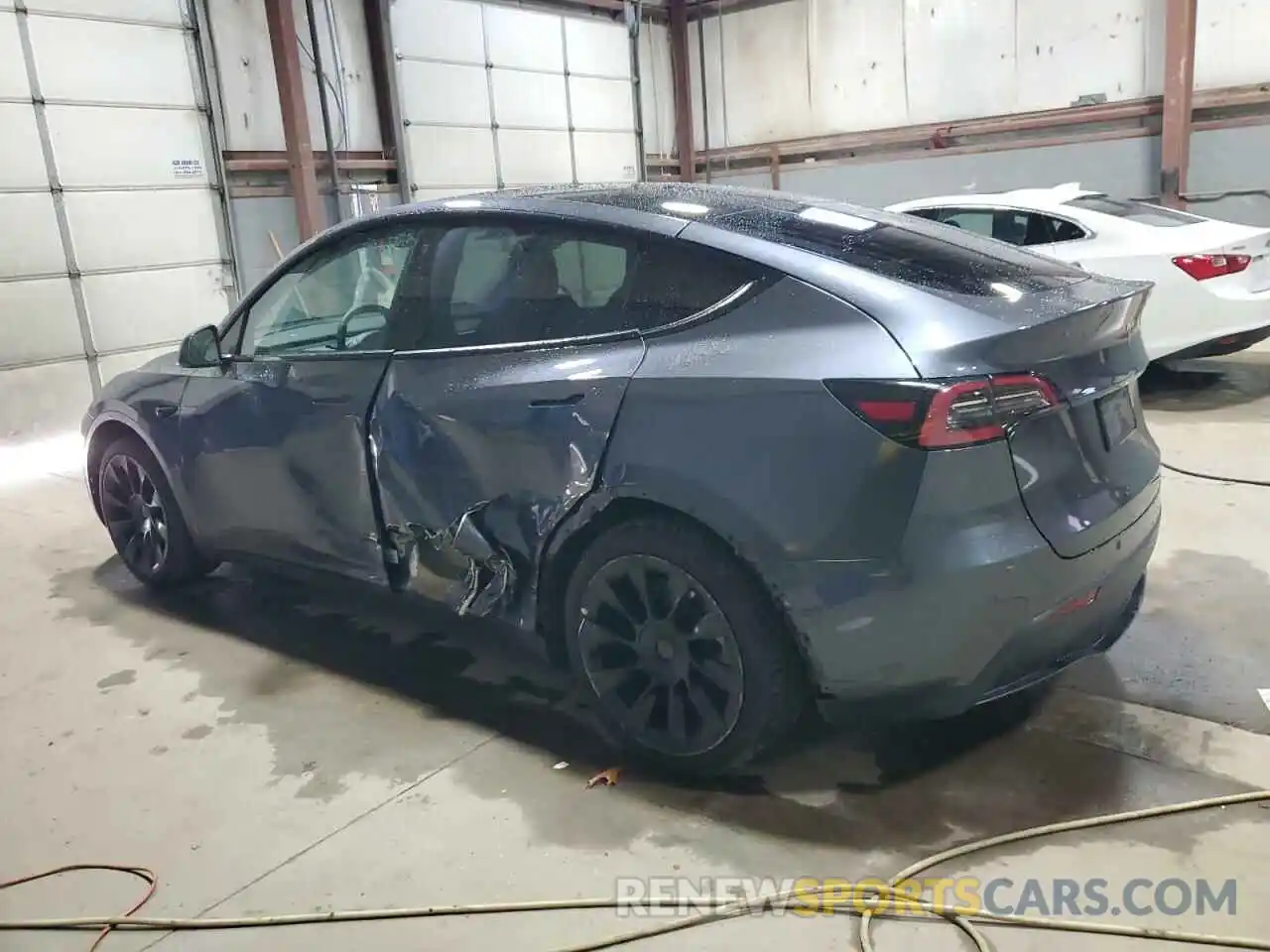 2 Photograph of a damaged car 7SAYGDEE9NF386908 TESLA MODEL Y 2022