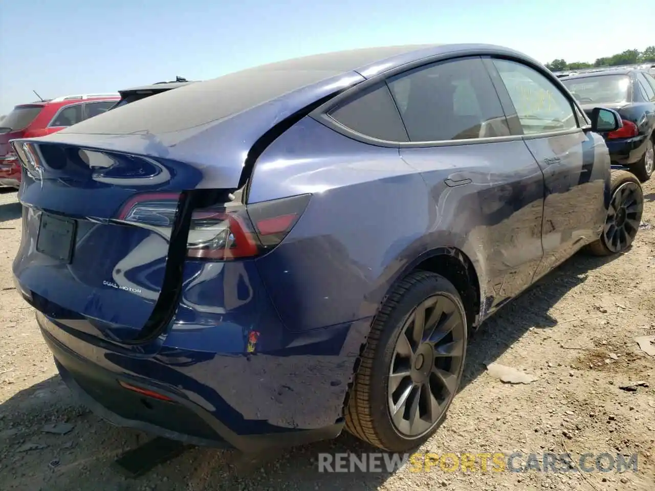 4 Photograph of a damaged car 7SAYGDEE9NF387430 TESLA MODEL Y 2022