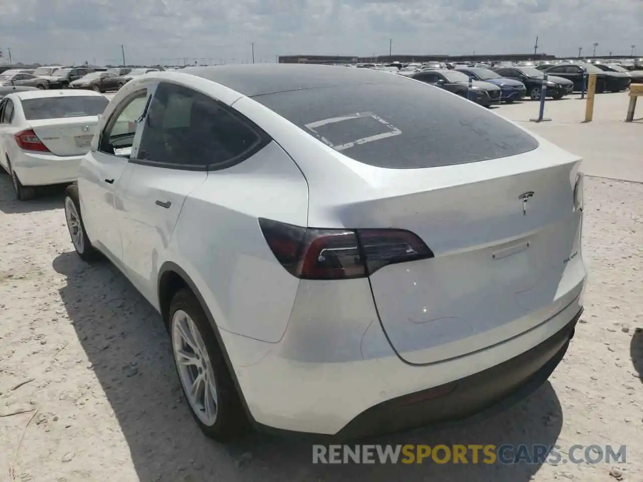 3 Photograph of a damaged car 7SAYGDEE9NF390974 TESLA MODEL Y 2022