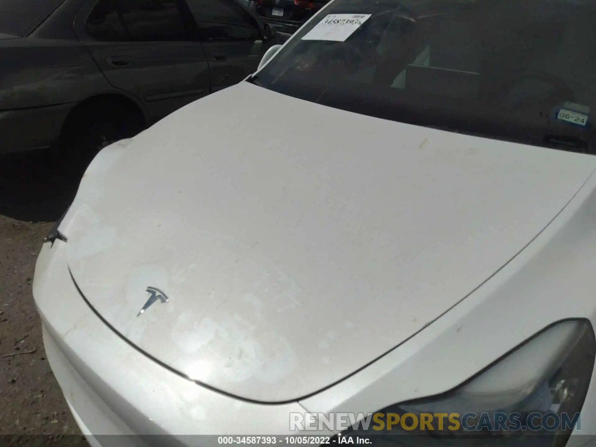 10 Photograph of a damaged car 7SAYGDEE9NF416845 TESLA MODEL Y 2022