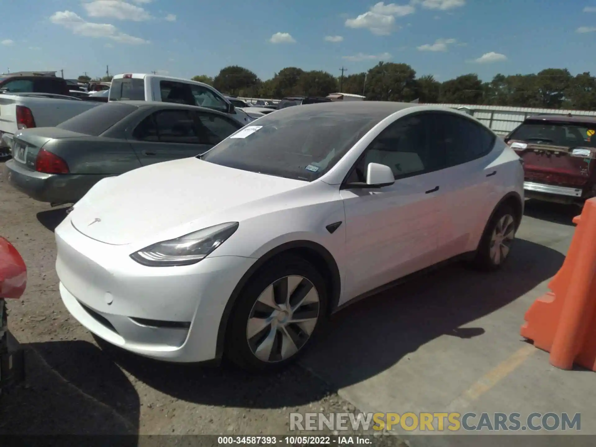 2 Photograph of a damaged car 7SAYGDEE9NF416845 TESLA MODEL Y 2022