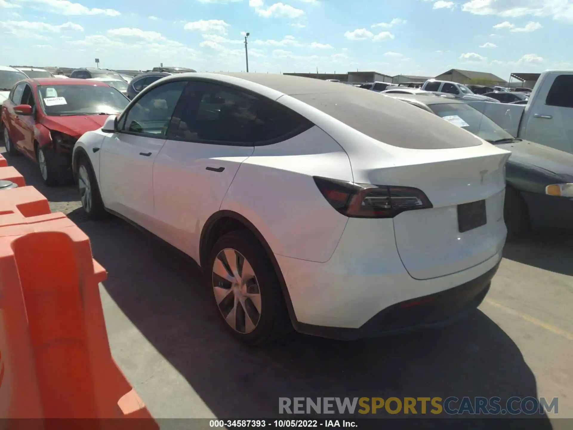 3 Photograph of a damaged car 7SAYGDEE9NF416845 TESLA MODEL Y 2022