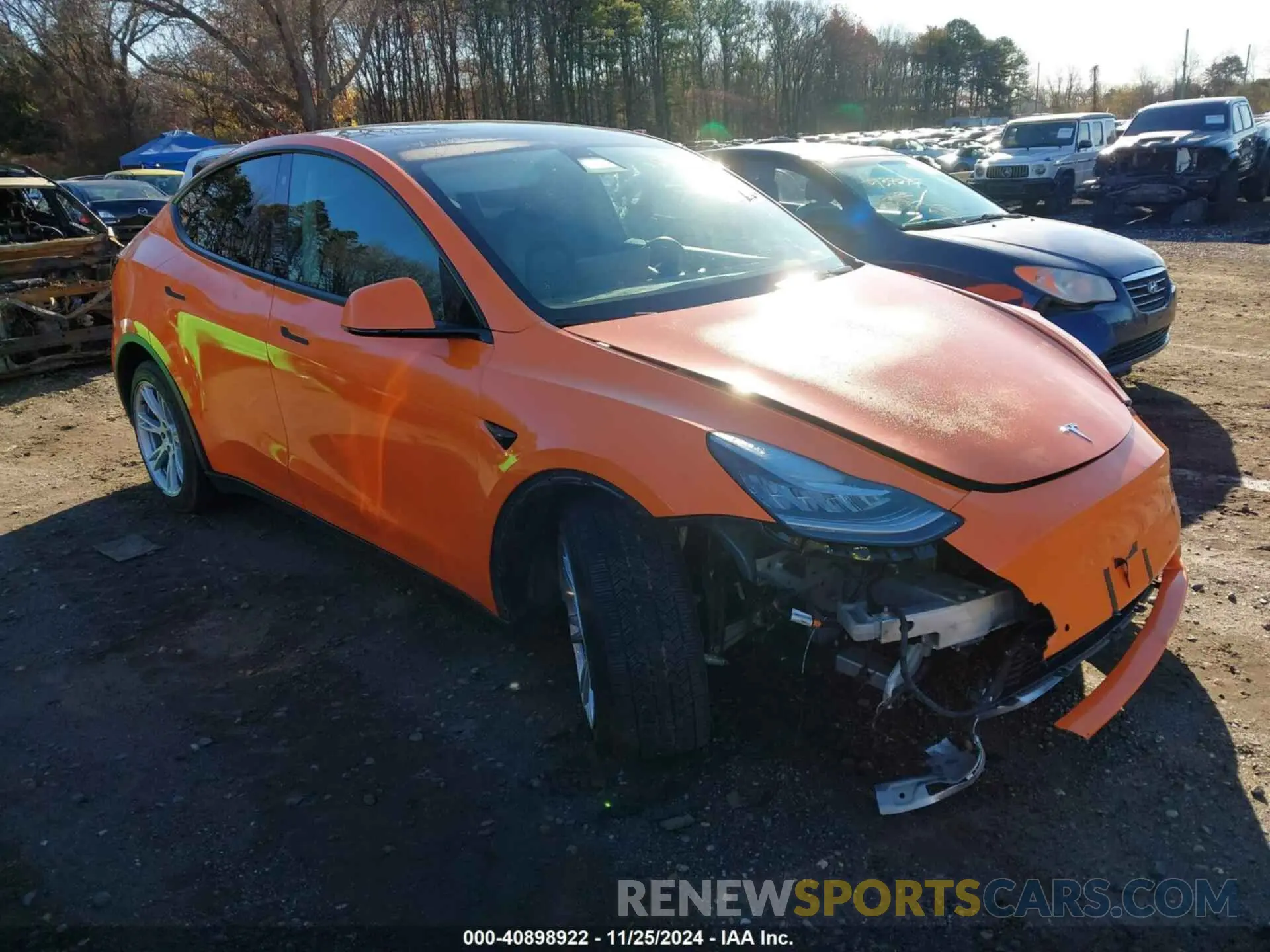 1 Photograph of a damaged car 7SAYGDEE9NF419986 TESLA MODEL Y 2022