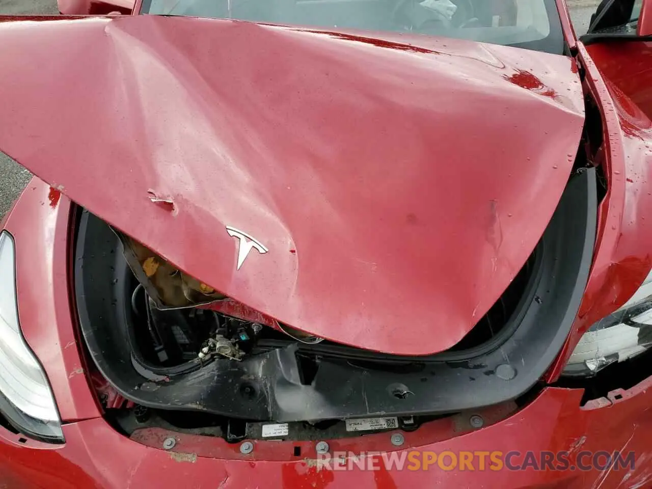 12 Photograph of a damaged car 7SAYGDEE9NF422175 TESLA MODEL Y 2022