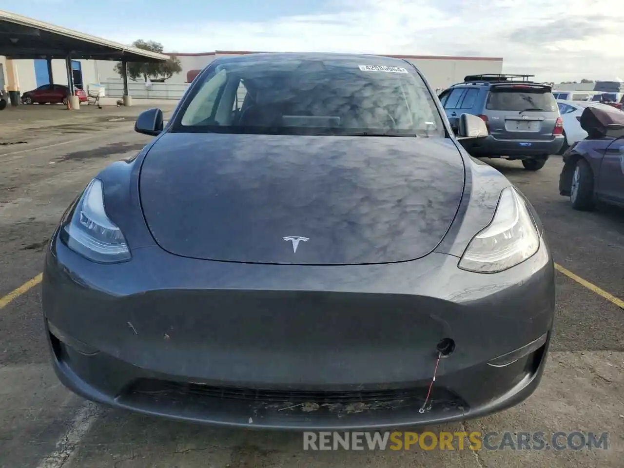 5 Photograph of a damaged car 7SAYGDEE9NF424668 TESLA MODEL Y 2022