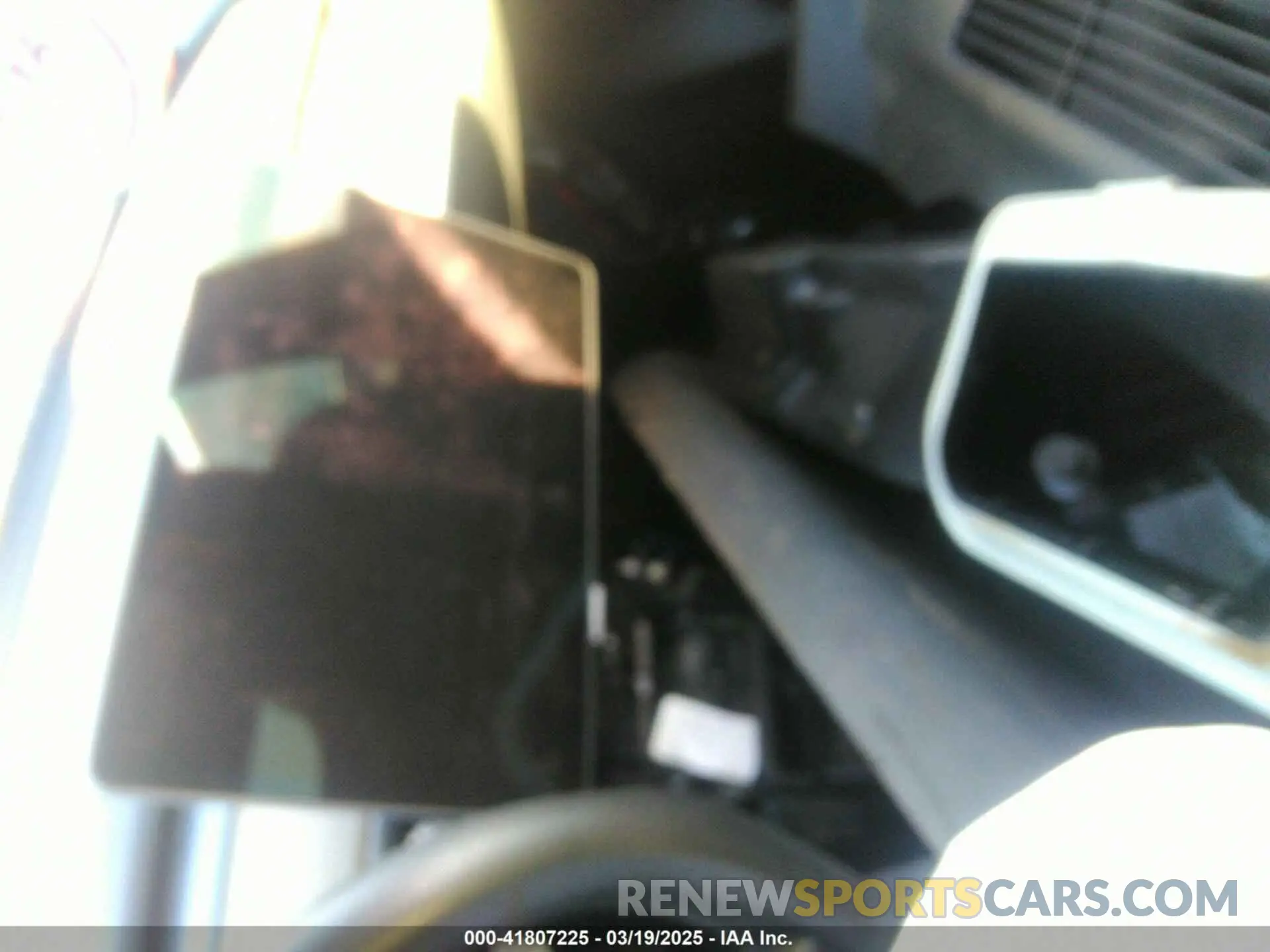 7 Photograph of a damaged car 7SAYGDEE9NF424928 TESLA MODEL Y 2022
