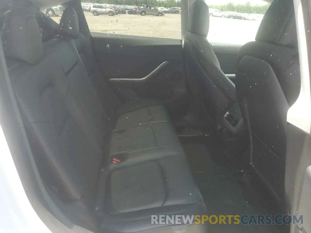 10 Photograph of a damaged car 7SAYGDEE9NF455614 TESLA MODEL Y 2022