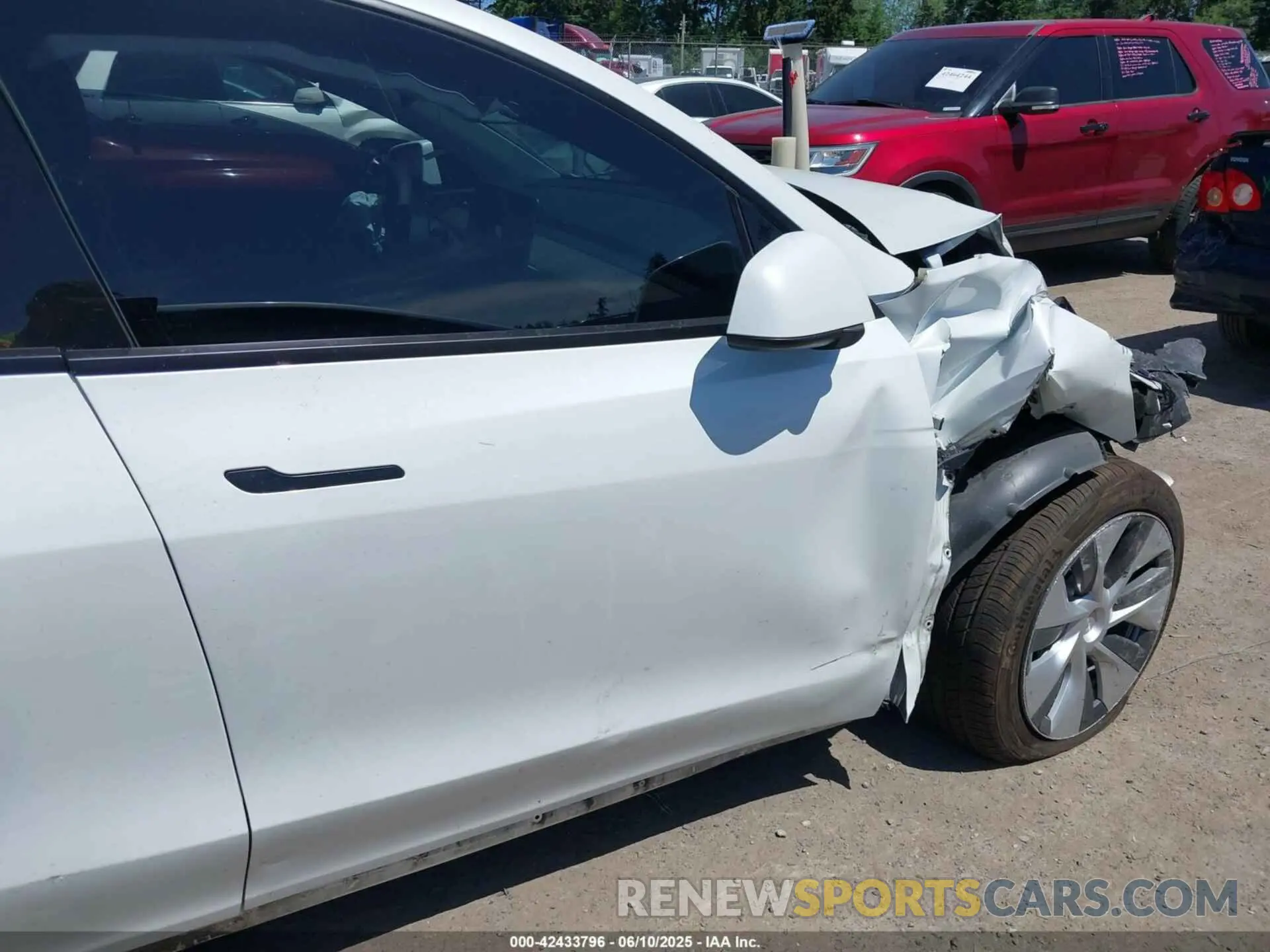 20 Photograph of a damaged car 7SAYGDEE9NF509655 TESLA MODEL Y 2022