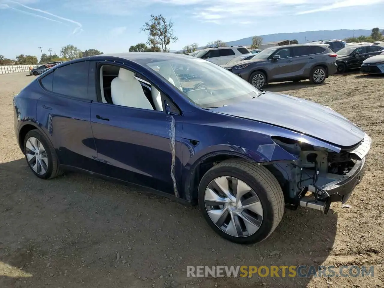 4 Photograph of a damaged car 7SAYGDEE9NF551906 TESLA MODEL Y 2022