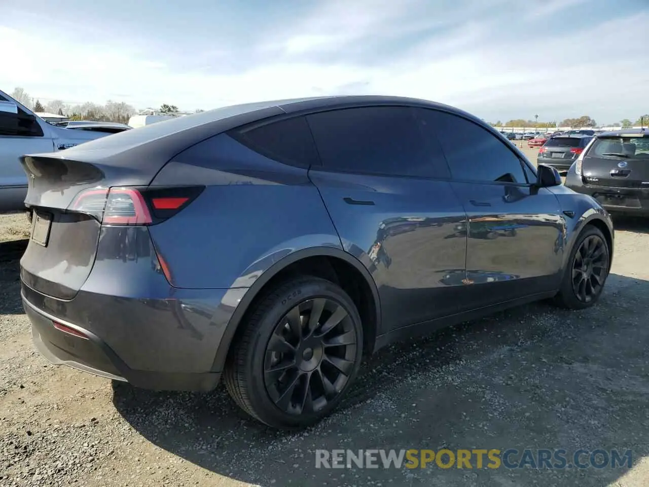 3 Photograph of a damaged car 7SAYGDEE9NF555132 TESLA MODEL Y 2022