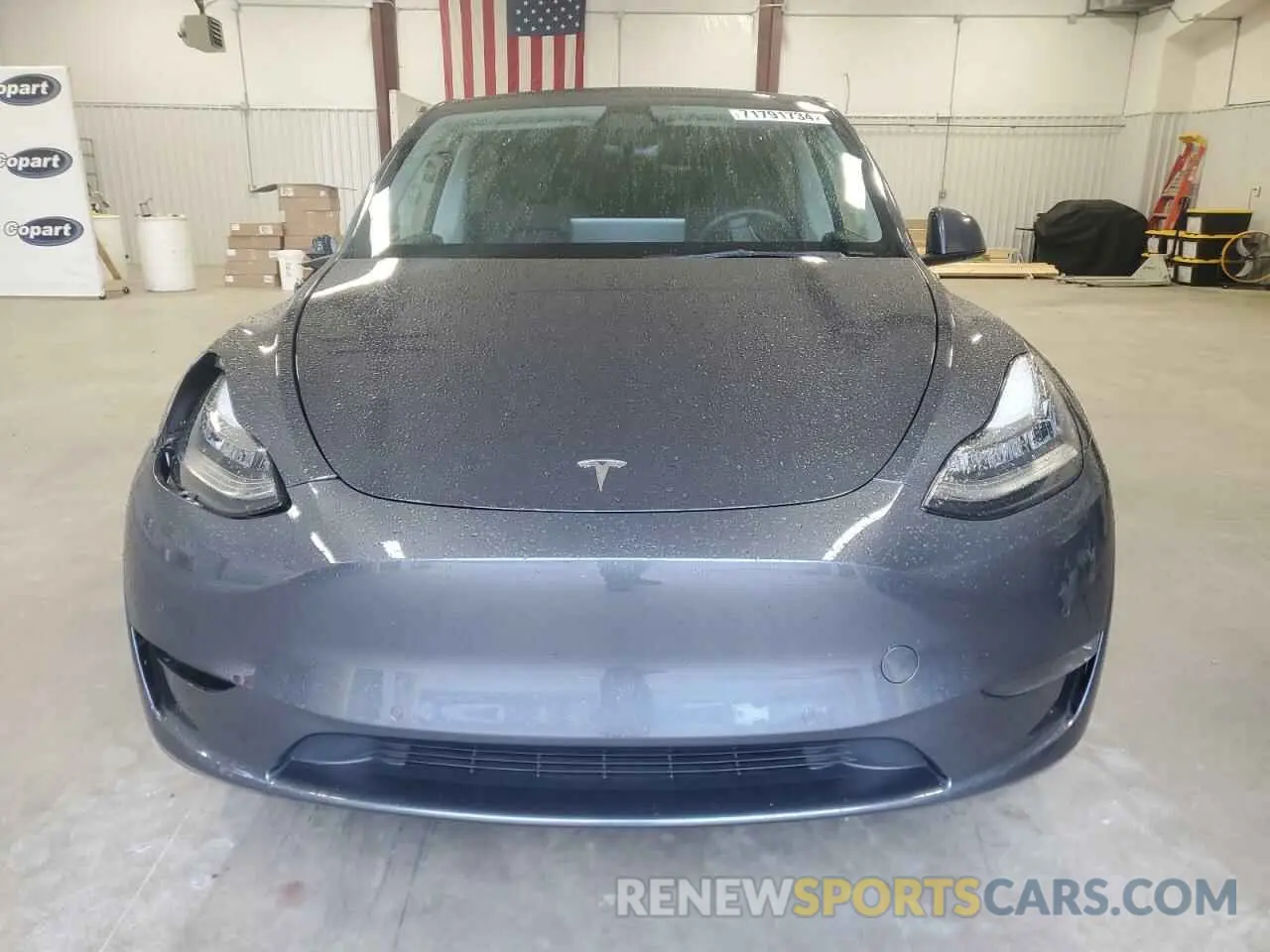 5 Photograph of a damaged car 7SAYGDEEXNA005385 TESLA MODEL Y 2022