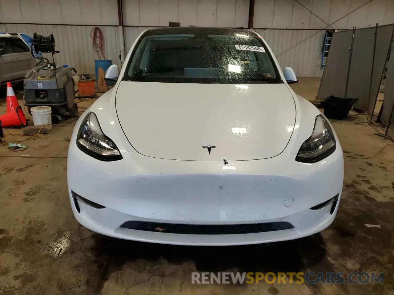 5 Photograph of a damaged car 7SAYGDEEXNA012904 TESLA MODEL Y 2022