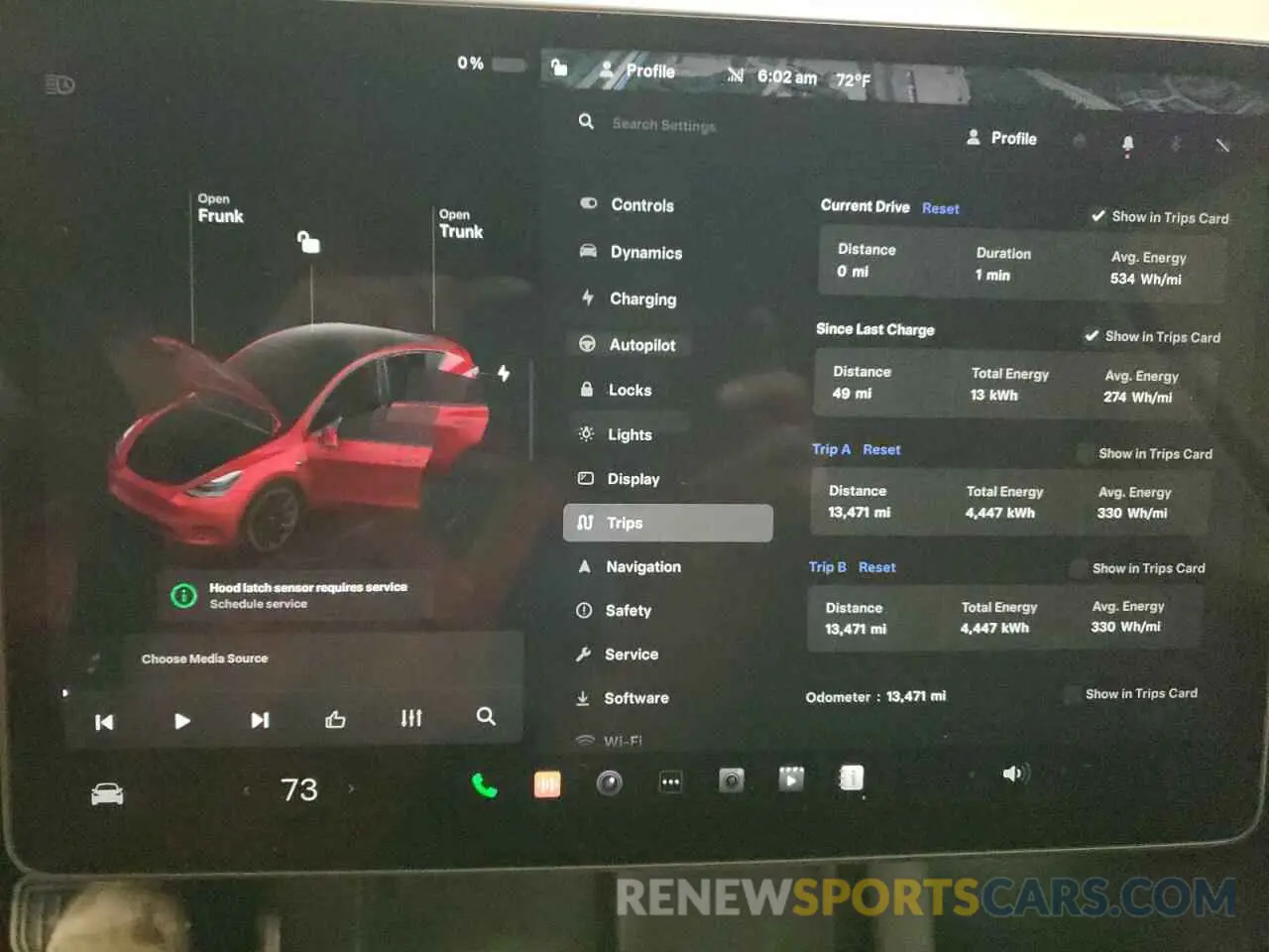 9 Photograph of a damaged car 7SAYGDEEXNA018475 TESLA MODEL Y 2022