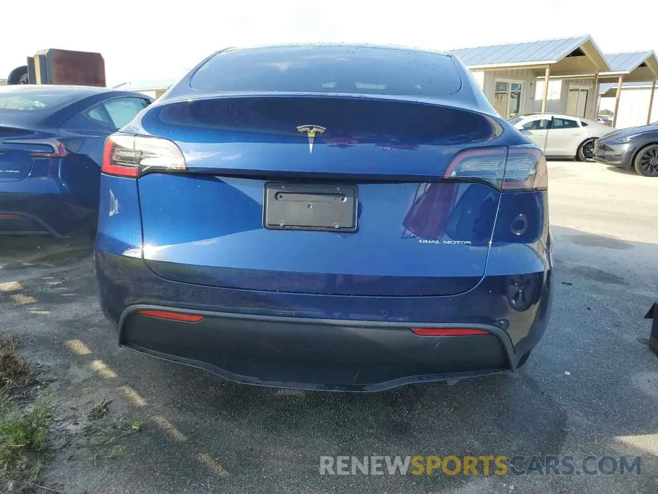 6 Photograph of a damaged car 7SAYGDEEXNF310825 TESLA MODEL Y 2022