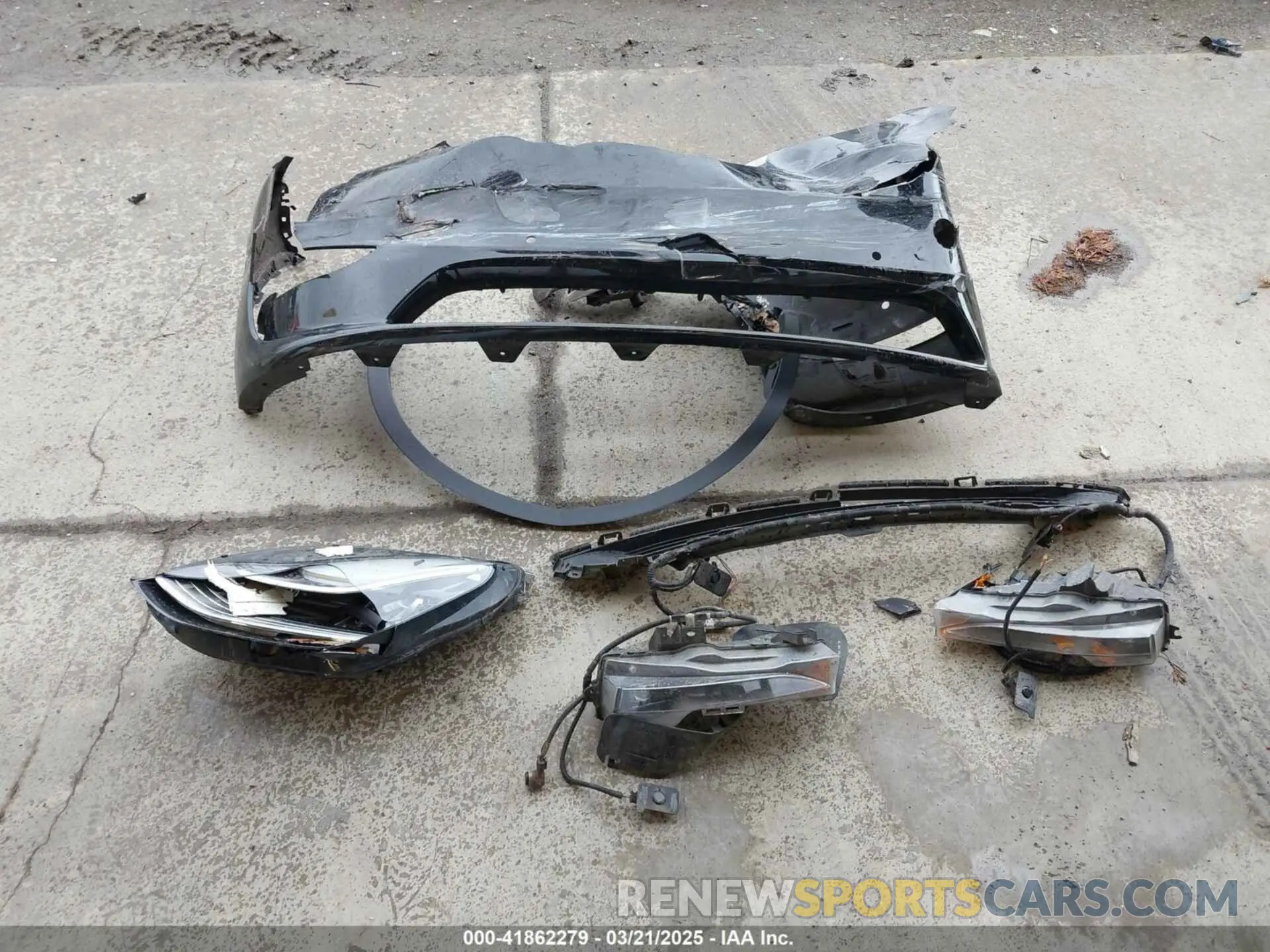 11 Photograph of a damaged car 7SAYGDEEXNF363914 TESLA MODEL Y 2022