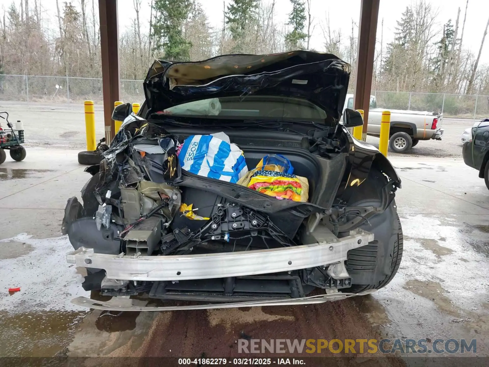 6 Photograph of a damaged car 7SAYGDEEXNF363914 TESLA MODEL Y 2022